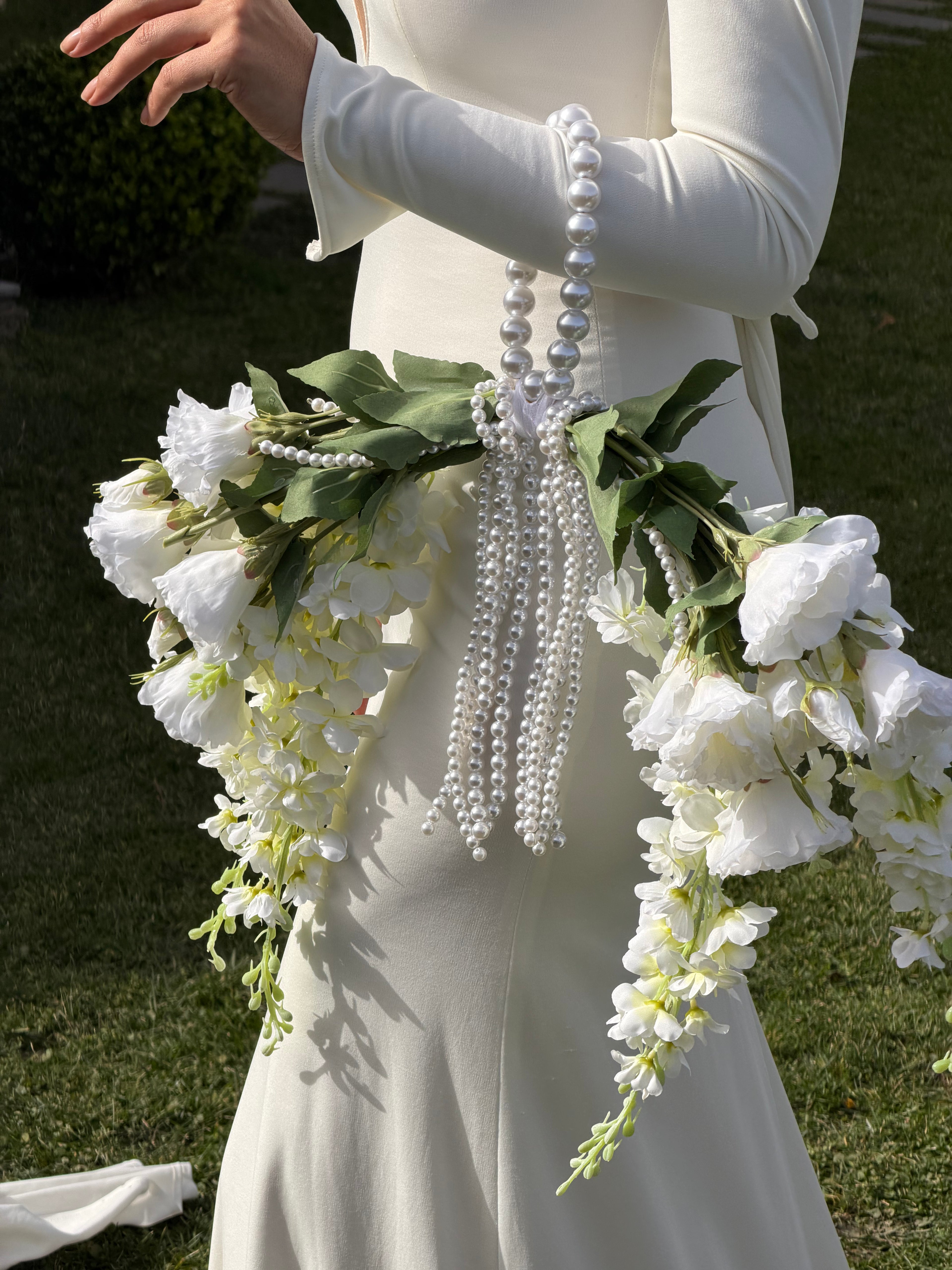 Lisyantus ve Delfinyum Gelin Buketi