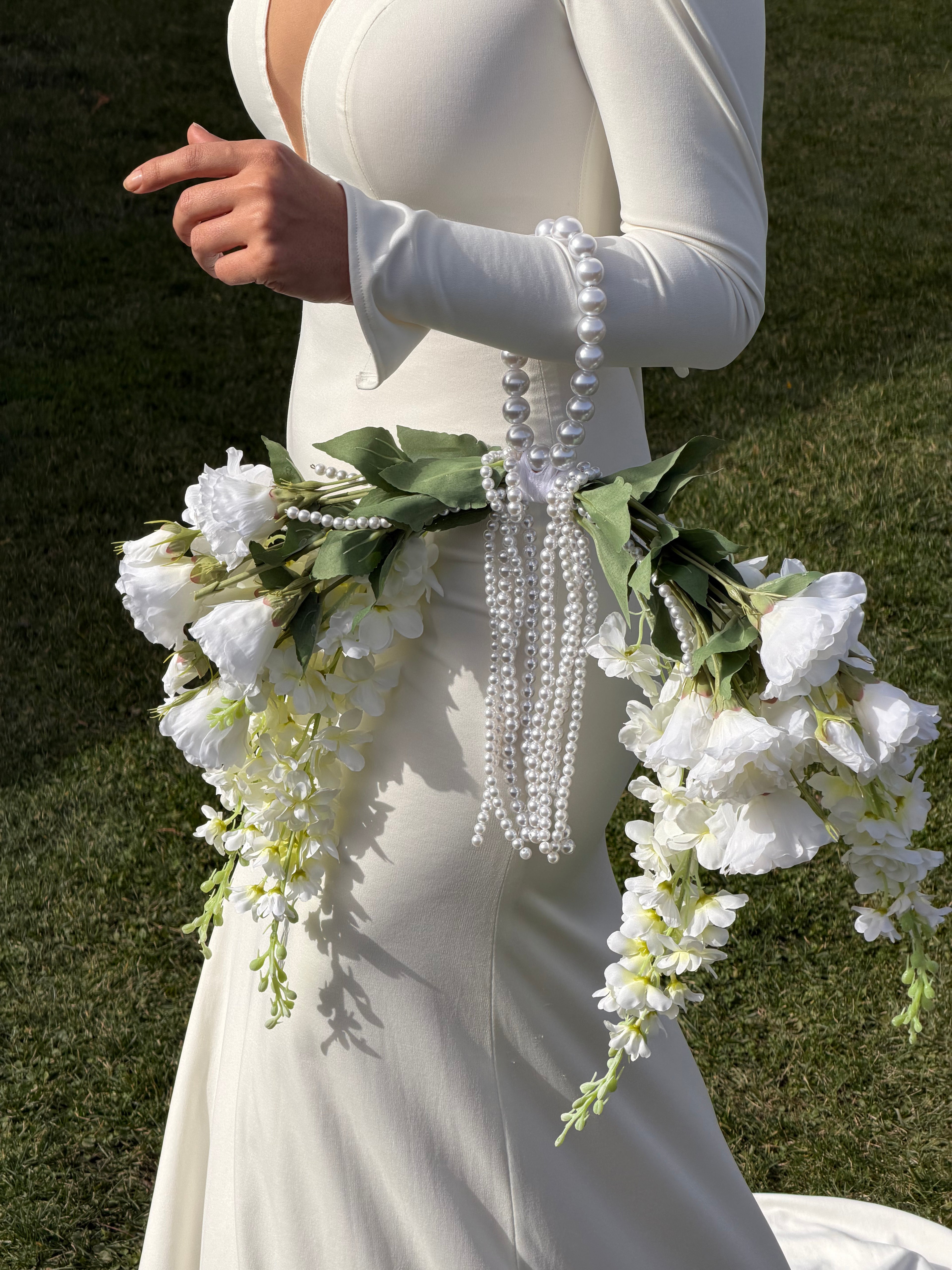 Lisyantus ve Delfinyum Gelin Buketi