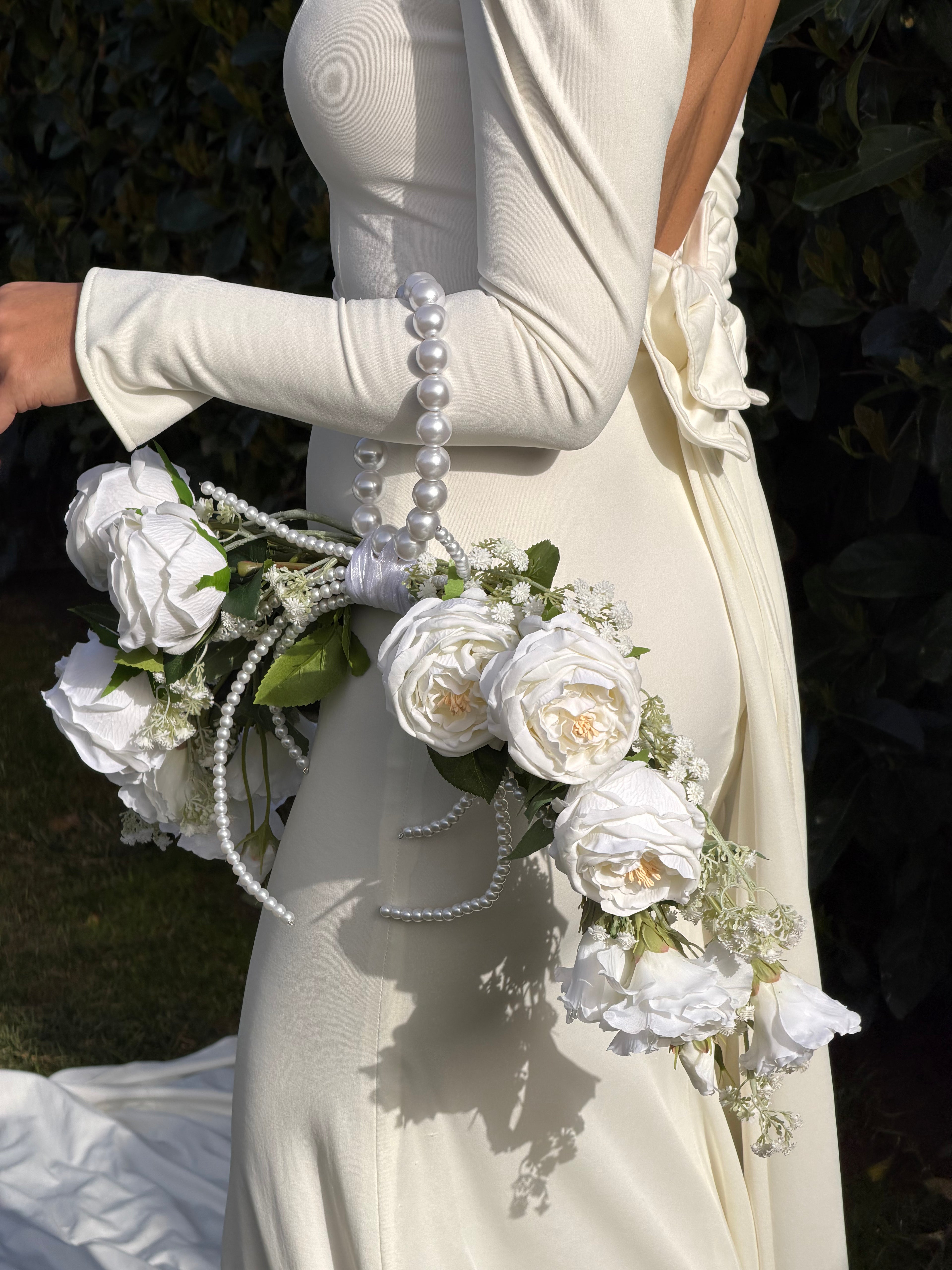 Şakayık İnci Saplı Gelin Buketi Kalibridal