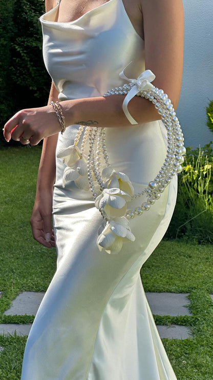 İnci Detaylı Manolya Gelin Buketi